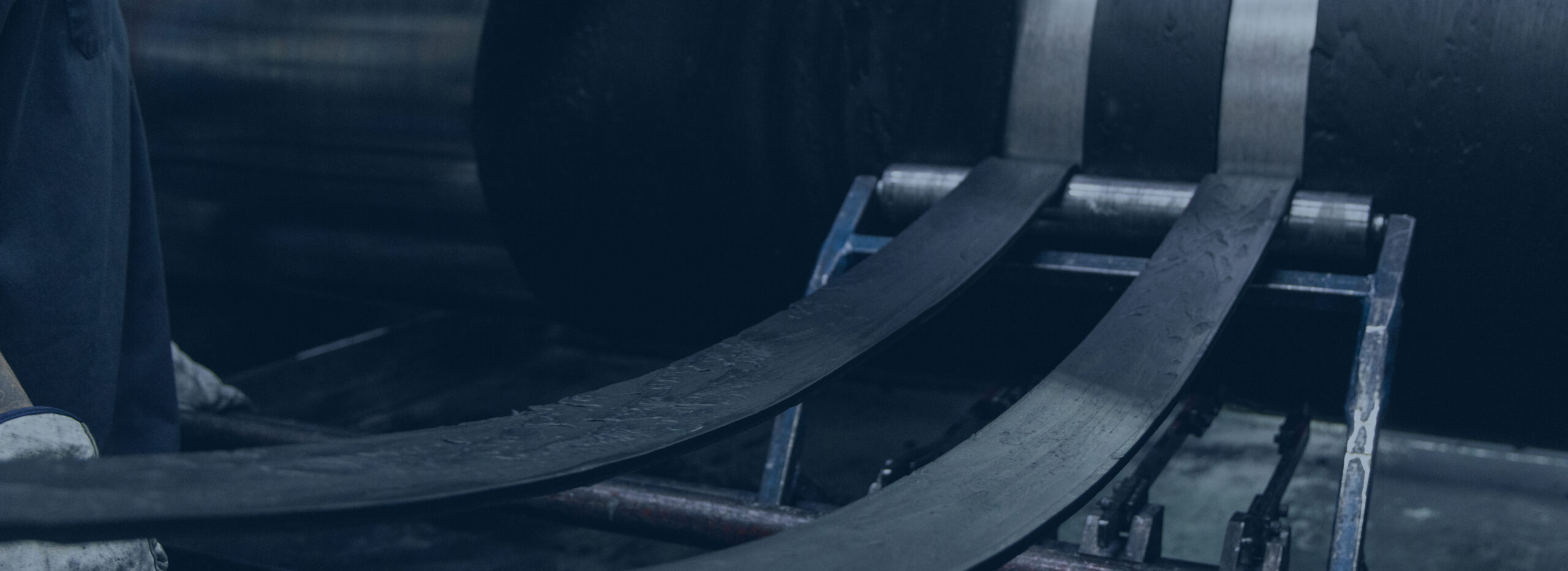 black-rubber-compound-process.jpg natural rubber compound